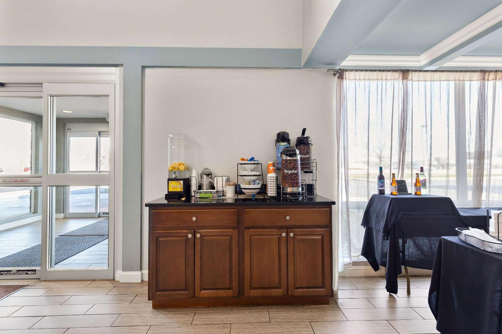 Comfort Inn & Suites Springfield I-55 מראה חיצוני תמונה
